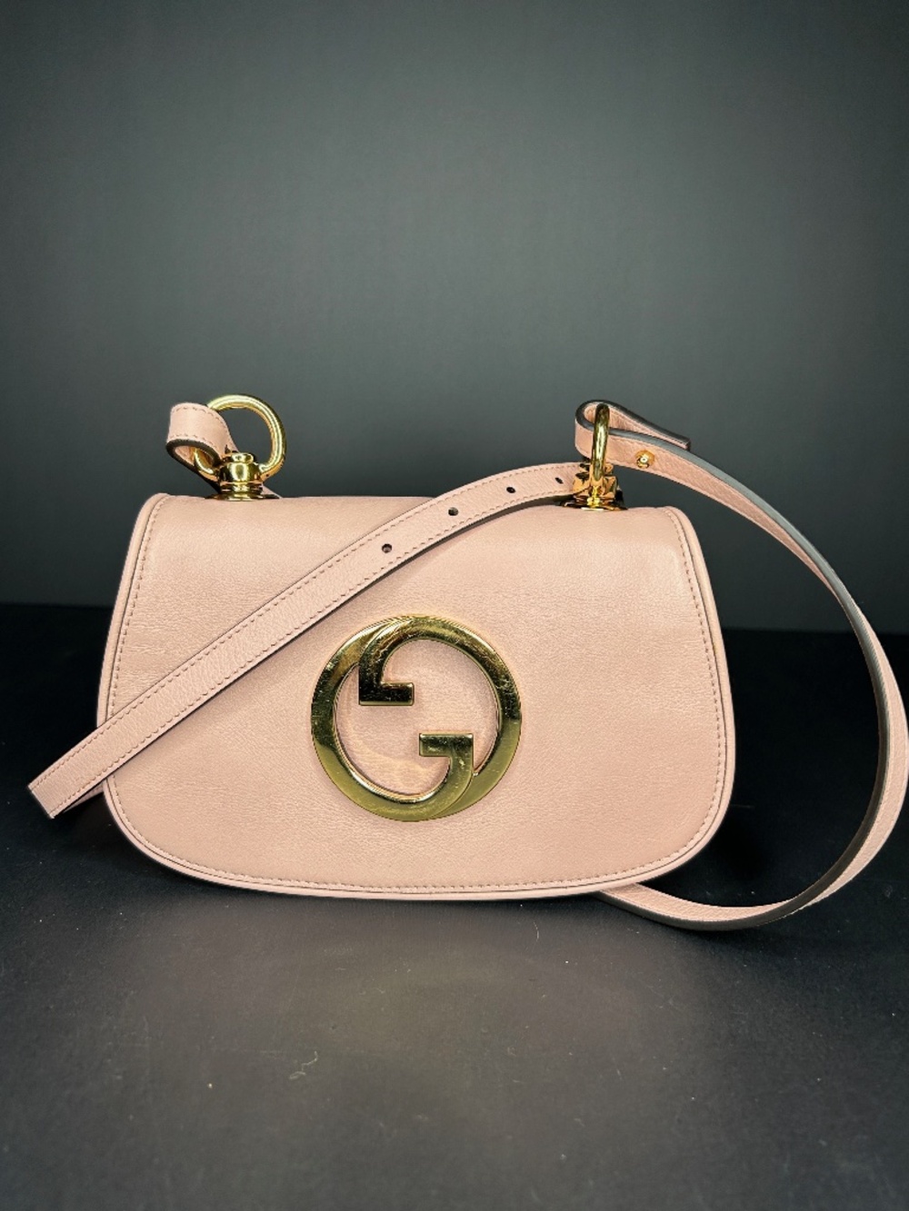 Pre Owned Gucci Blondie Cross Body